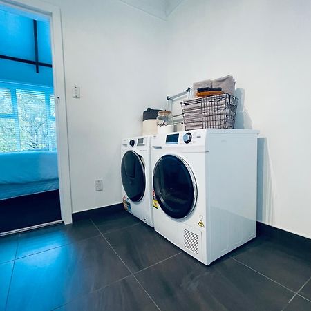 Experience Heritage, Live Modern Upper Hutt Extérieur photo