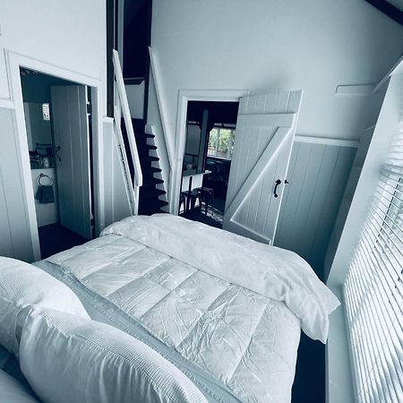 Experience Heritage, Live Modern Upper Hutt Extérieur photo